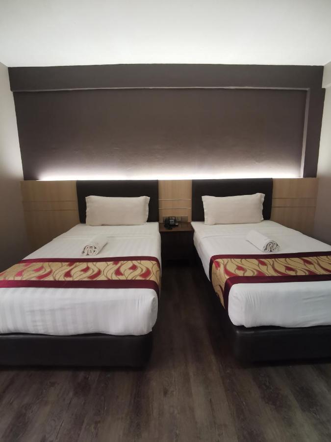 Palace Inn Мірі Екстер'єр фото